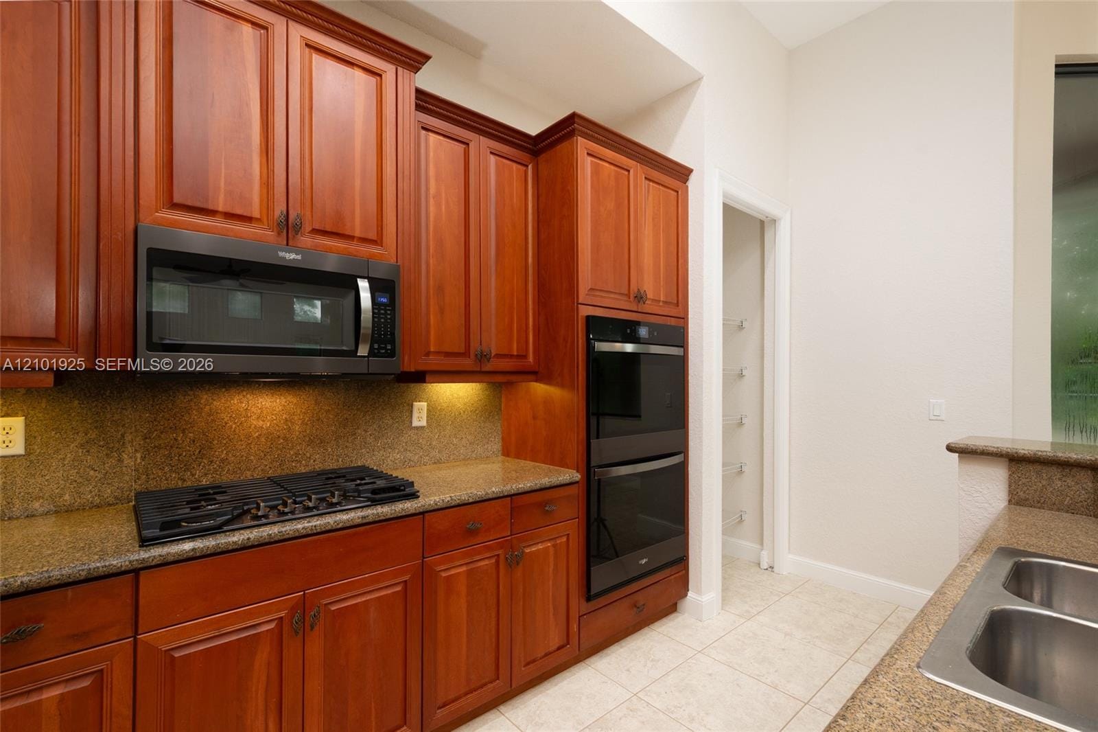 10444 Trianon Place — photo 4
