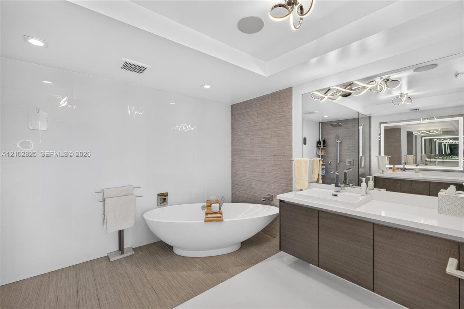 330 Sunny Isles Boulevard 5-807, Sunny Isles Beach, FL 33160 photo 26