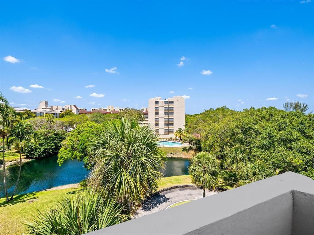 6911 Environ Boulevard 8K, Lauderhill, FL 33319 photo 30