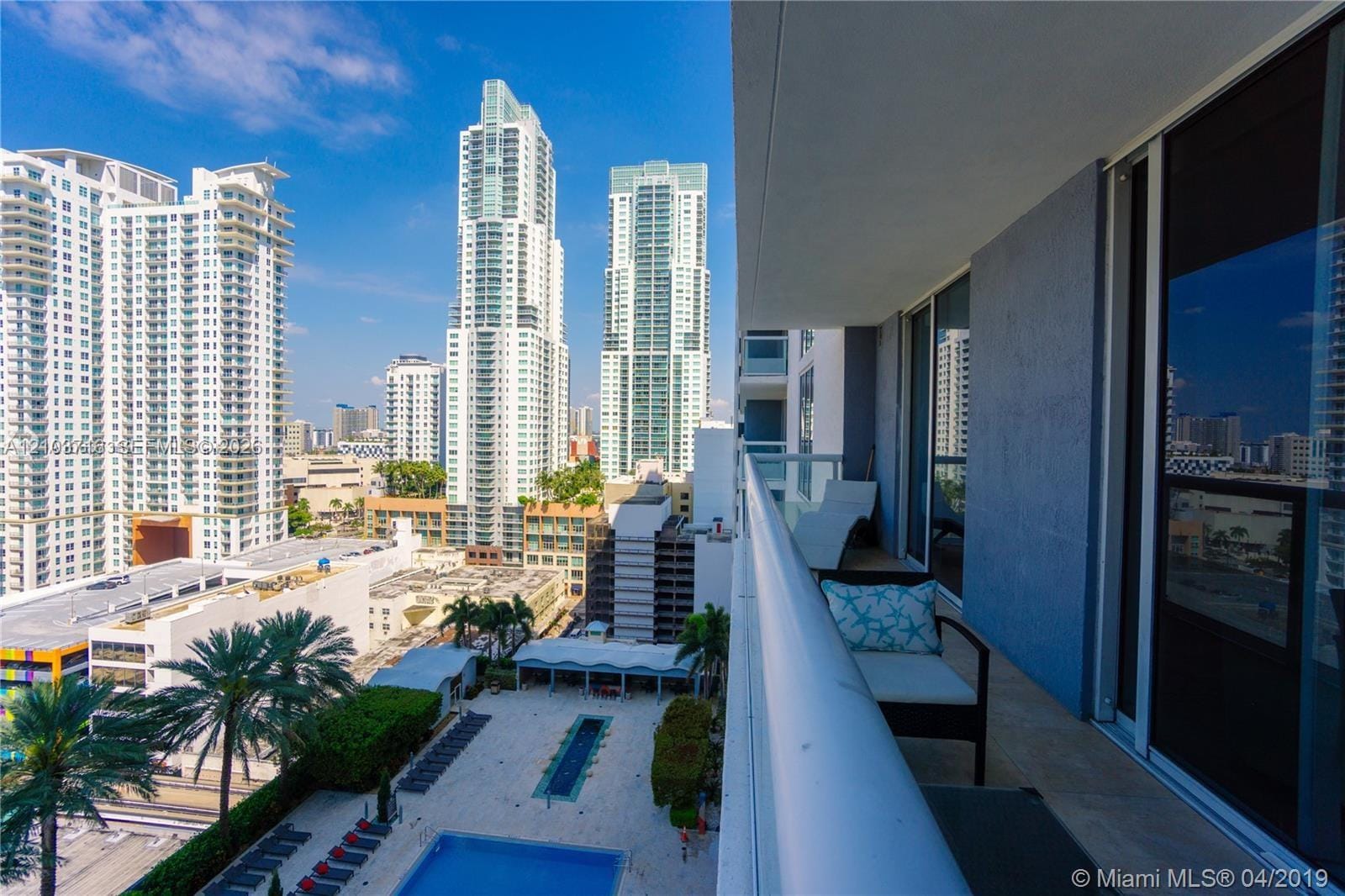 50 Biscayne Boulevard 1807 — photo 10