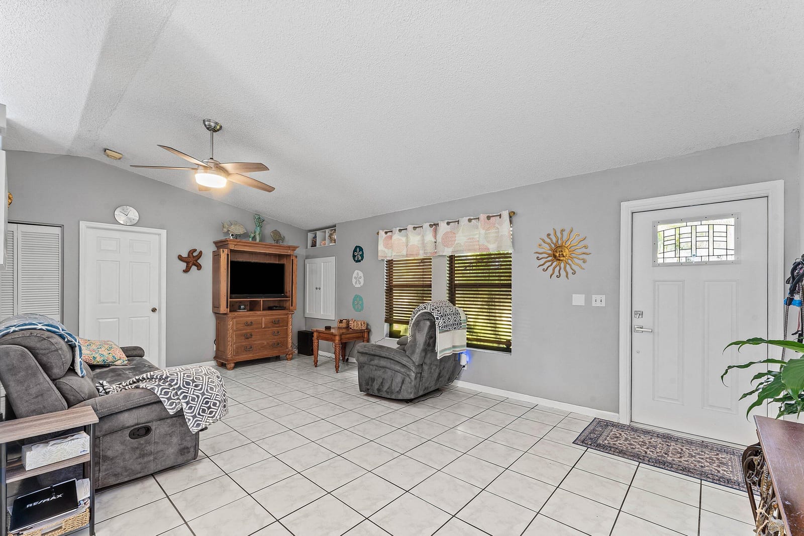 16180 Murcott Boulevard — photo 3