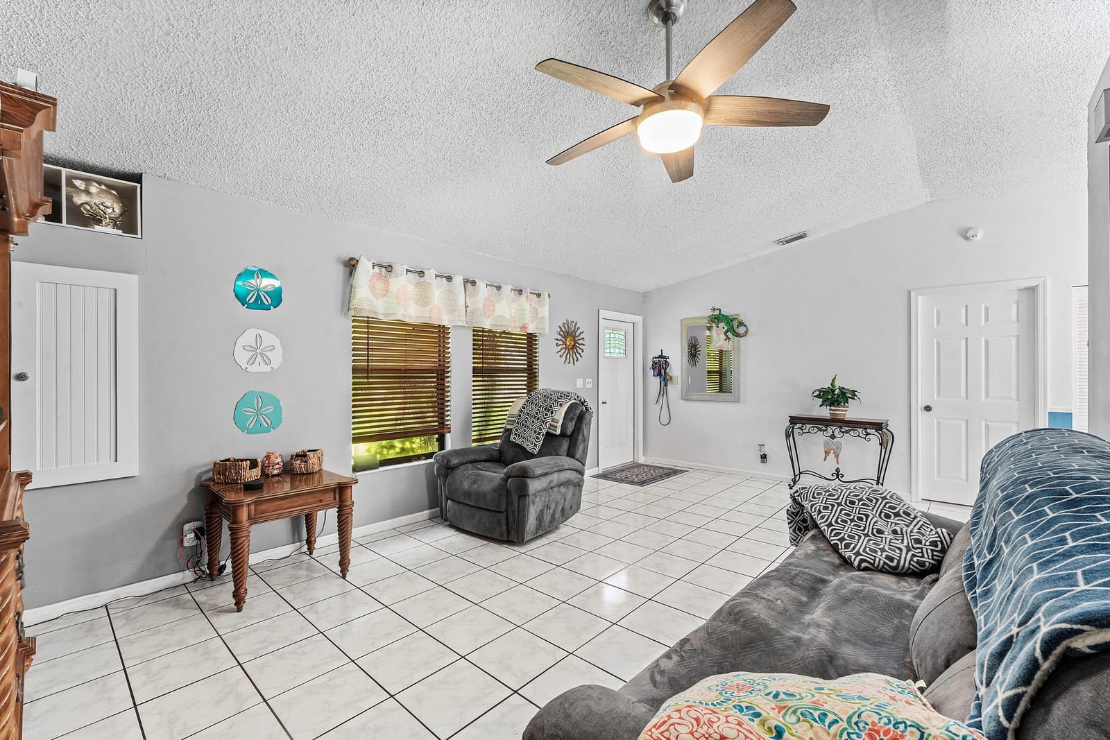 16180 Murcott Boulevard — photo 4
