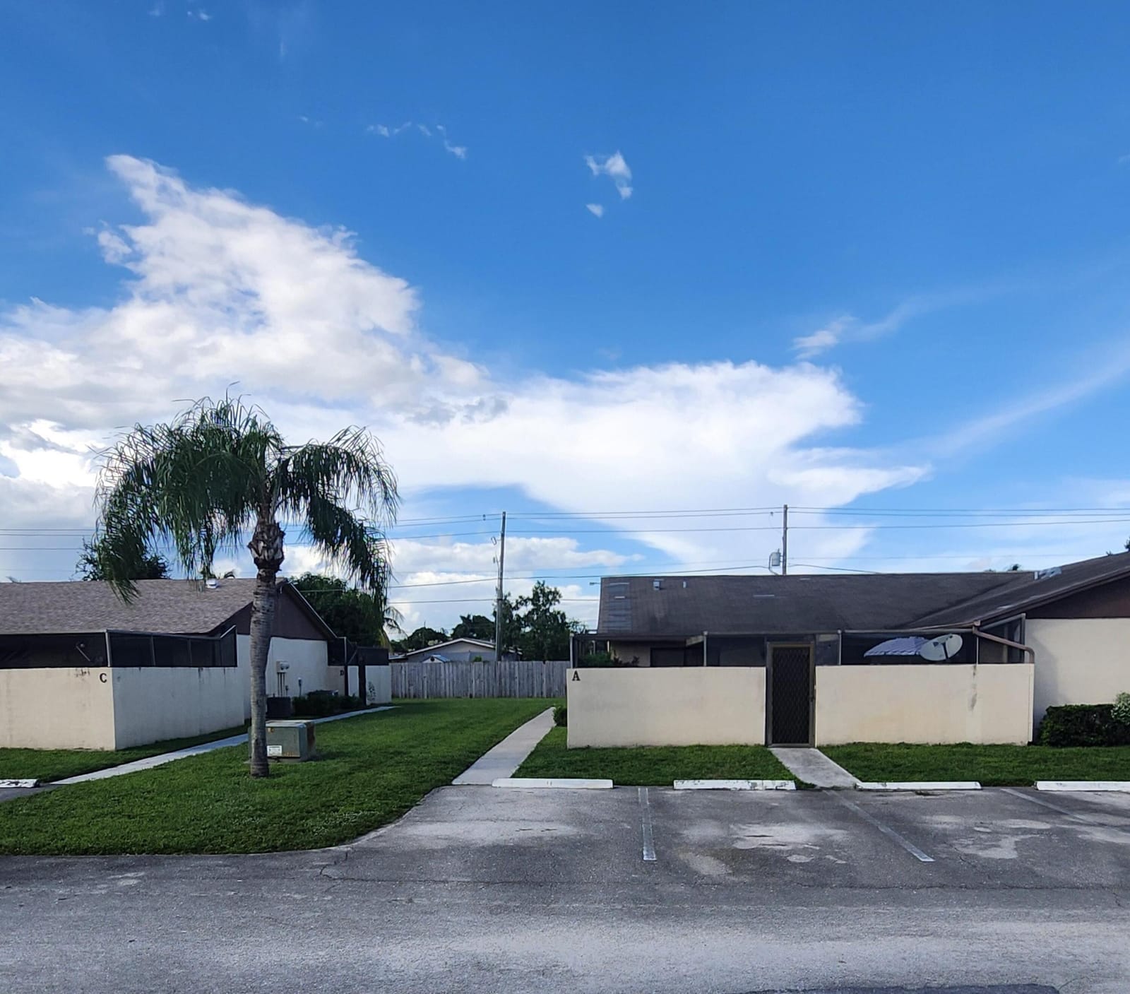 4814 Sunny Palm Circle B — photo 2