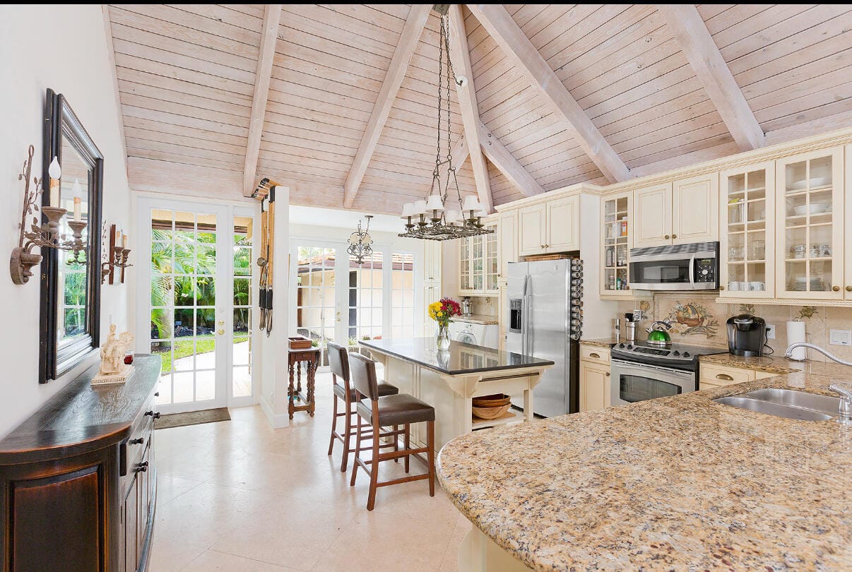 11864 PEBBLEWOOD Drive — photo 2