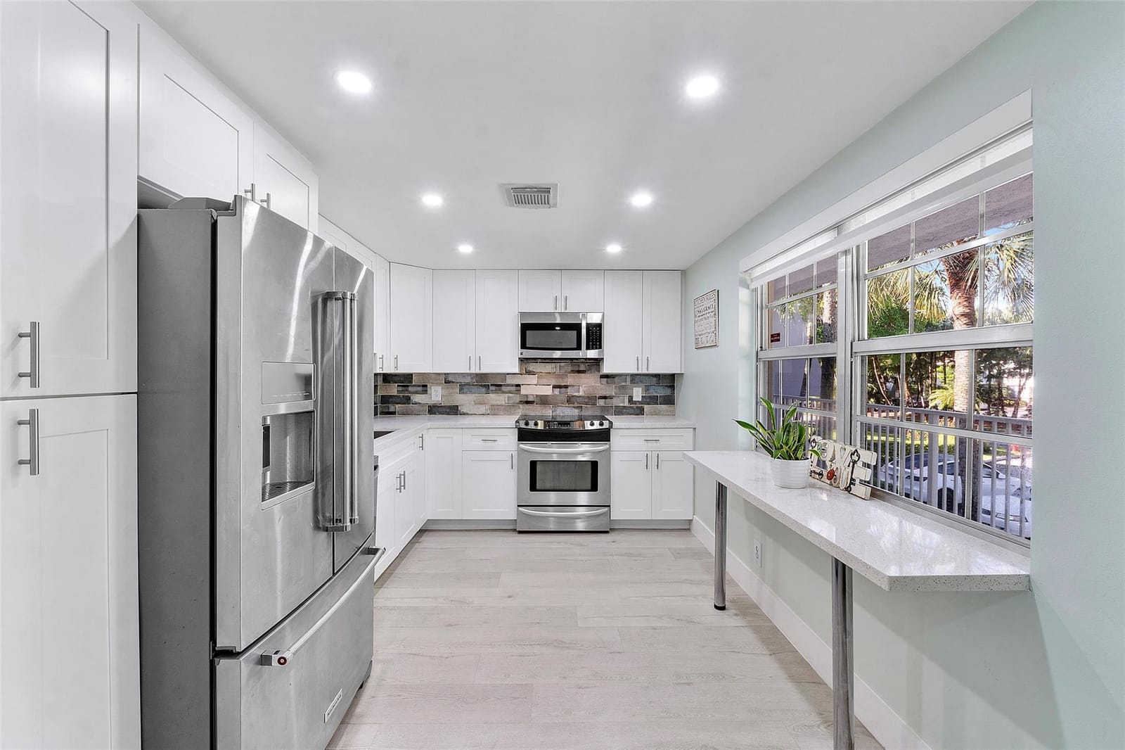 4261 W Palm Aire Drive Unit 203, Pompano Beach, FL 33069 photo 11