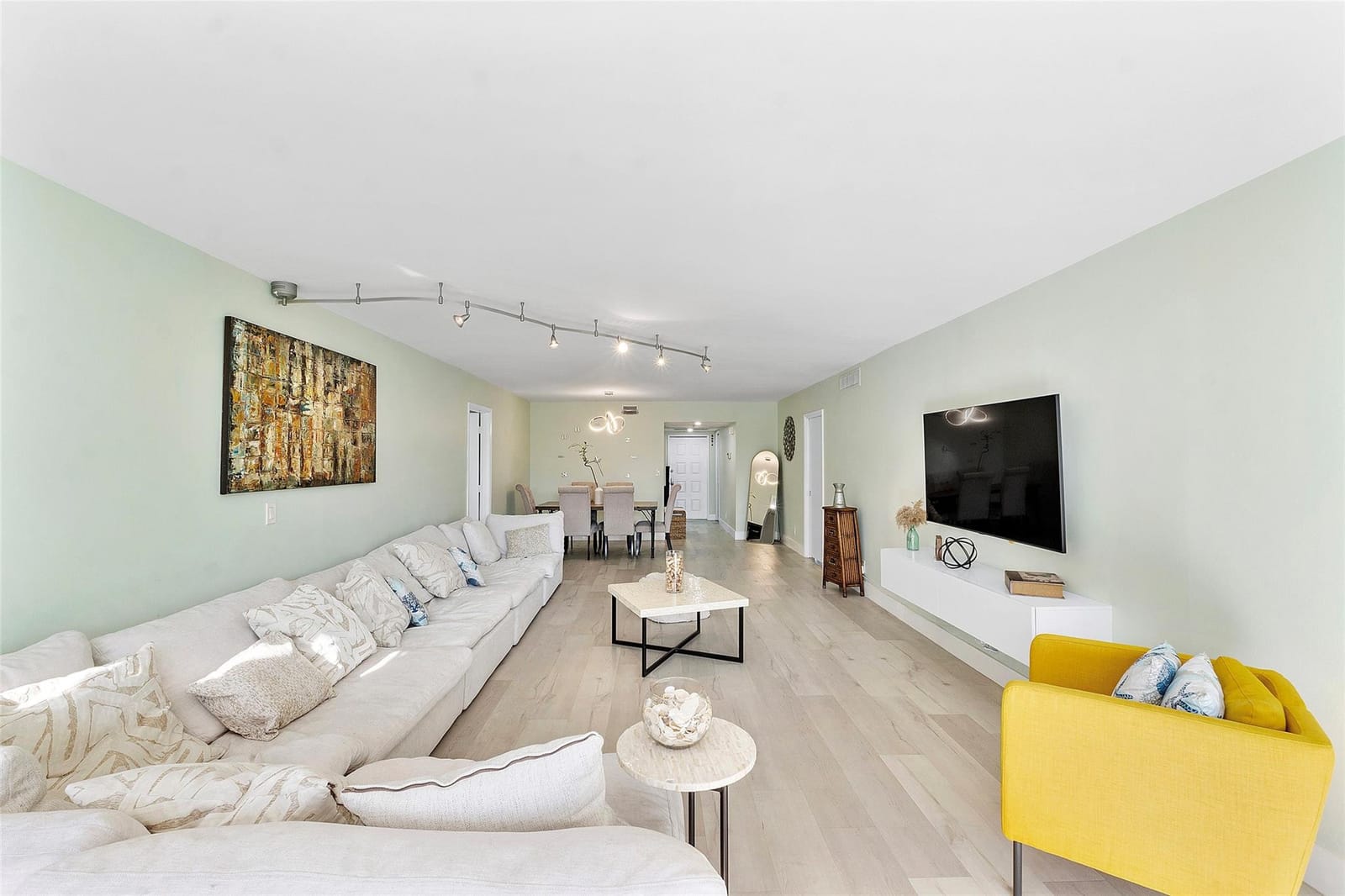 4261 W Palm Aire Drive Unit 203, Pompano Beach, FL 33069 photo 5