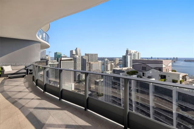 1000 Brickell Plaza PH5403, Miami, FL 33131