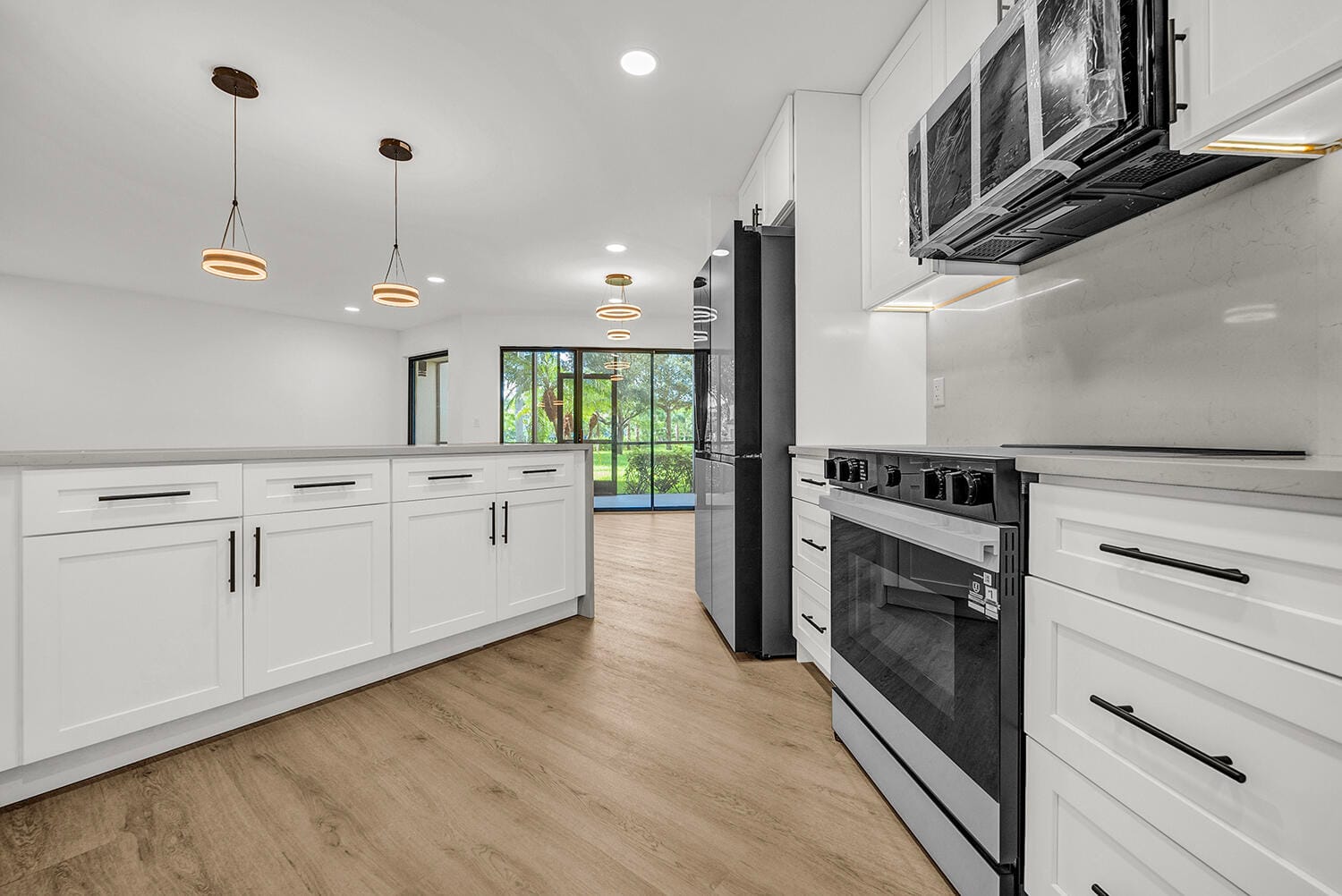 5701 CAMINO DEL SOL 106 — photo 6
