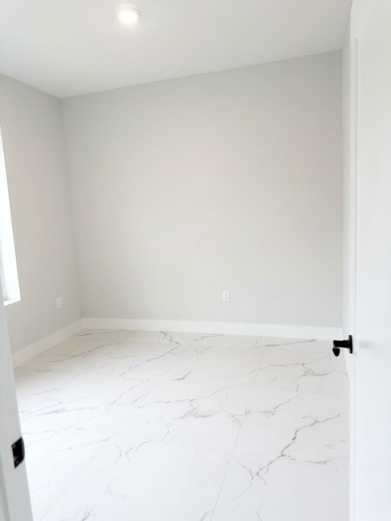 2405 CONWAY Avenue N — photo 11