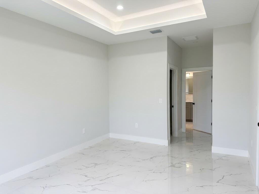 2405 CONWAY Avenue N — photo 5