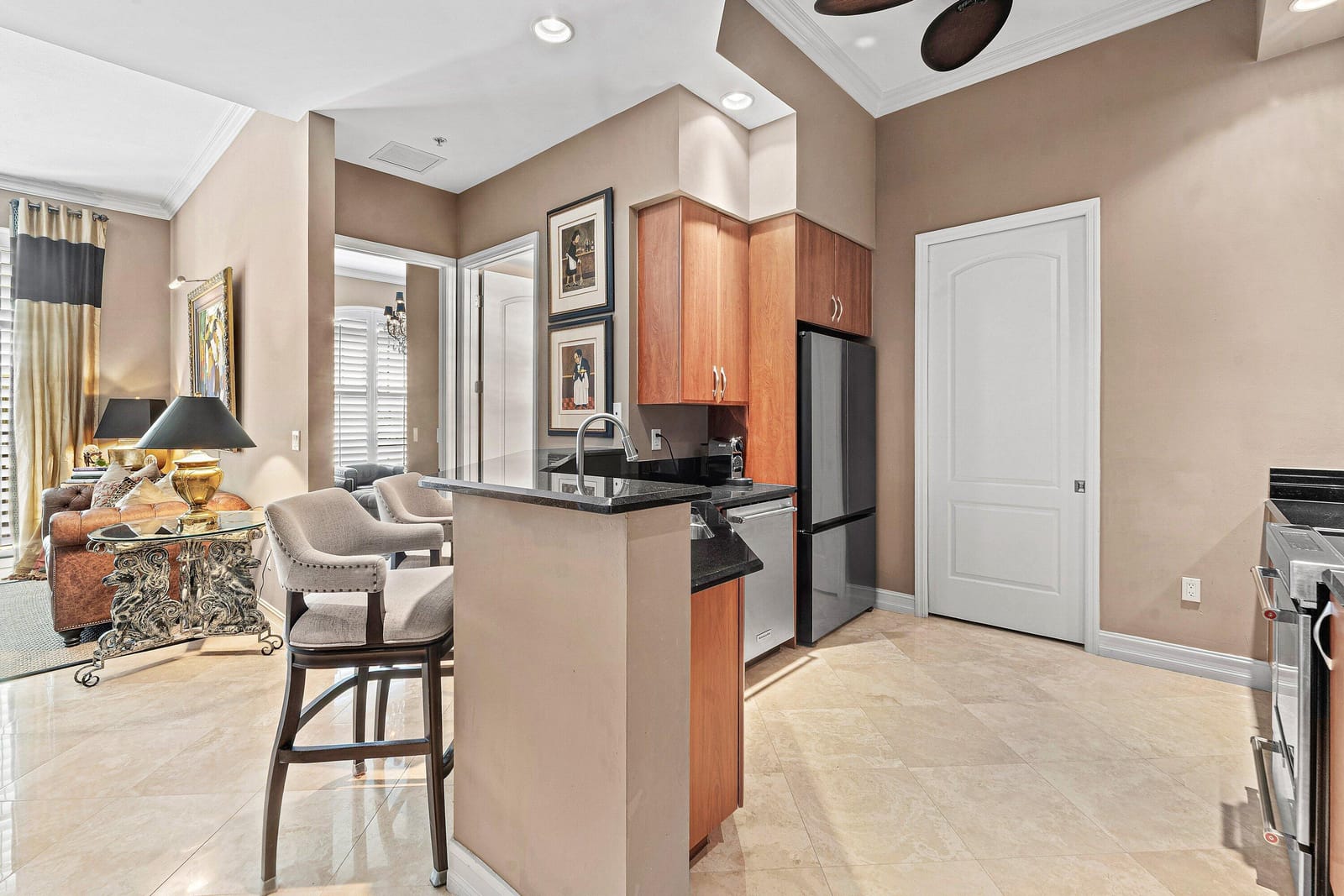 801 S OLIVE Avenue 1616 — photo 10