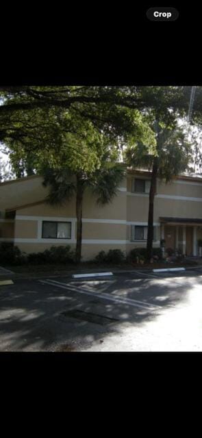 211 PALM Circle E — photo 2