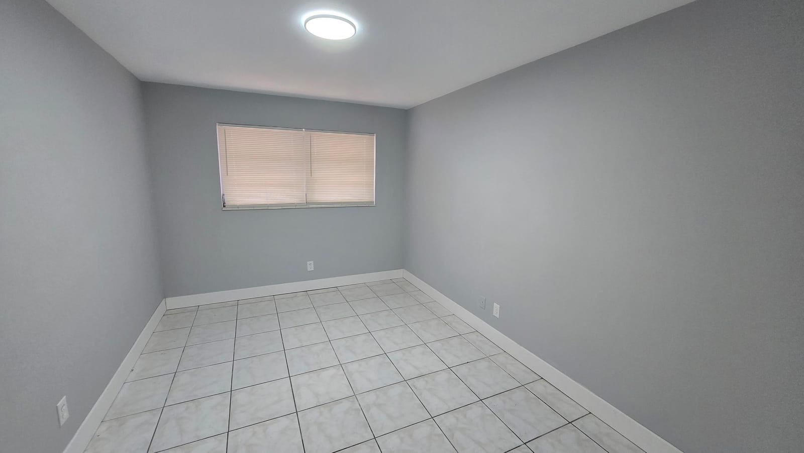 1870 NE 161ST Street 1870, North Miami Beach, FL 33162 photo 4