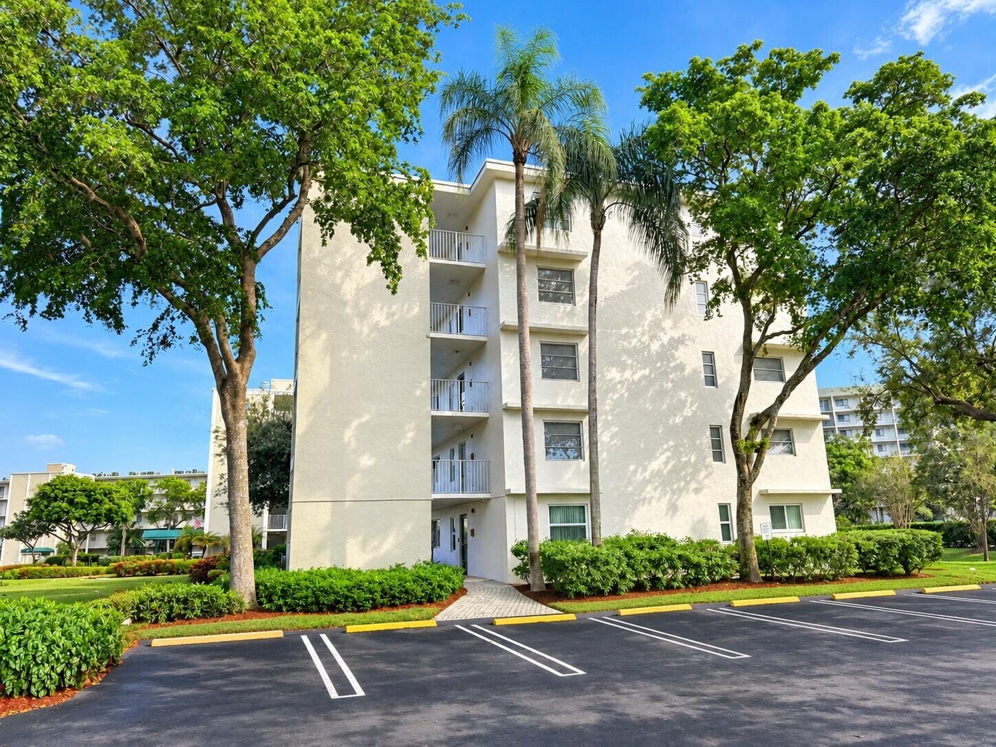 2230 N CYPRESS BEND Drive 410, Pompano Beach, FL 33069 photo 22