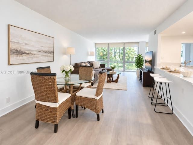 1000 Parkview Drive 202, Hallandale Beach, FL 33009