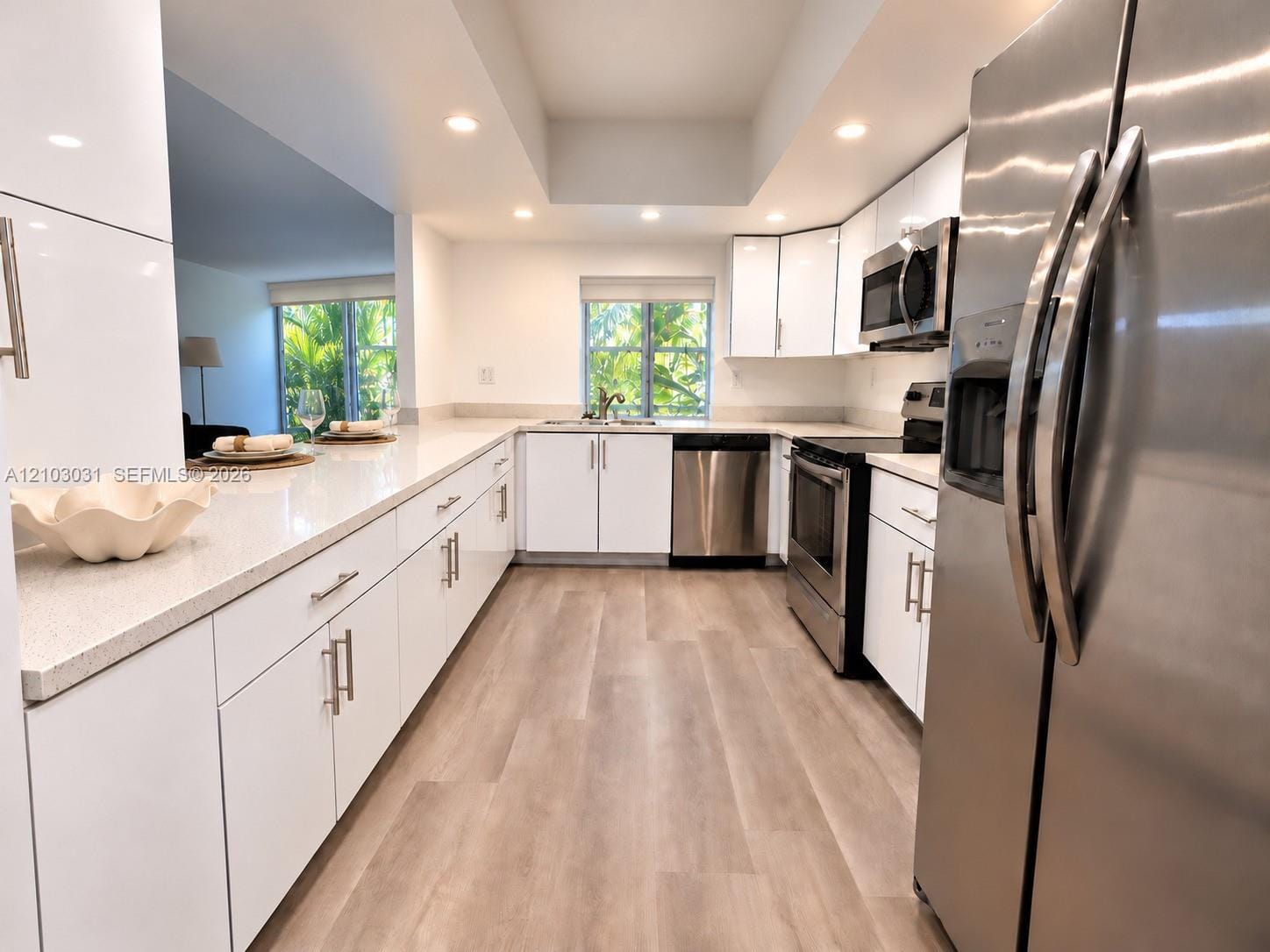 1000 Parkview Drive 202 — photo 5