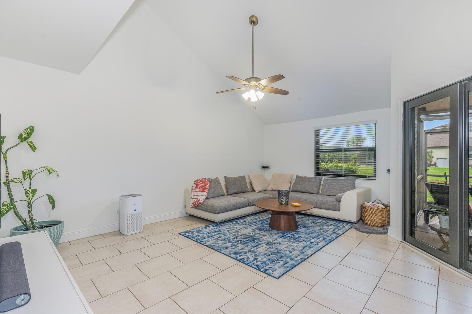 9360 Ketay Circle — photo 3