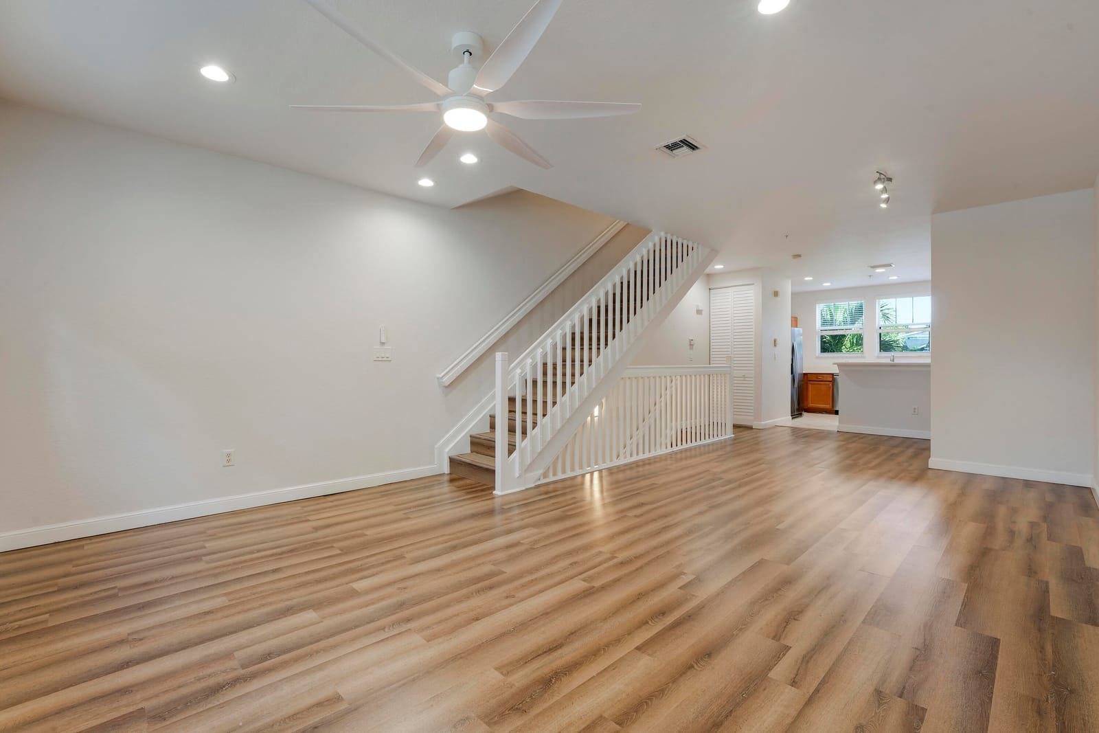 430 AMADOR Lane 6 — photo 10