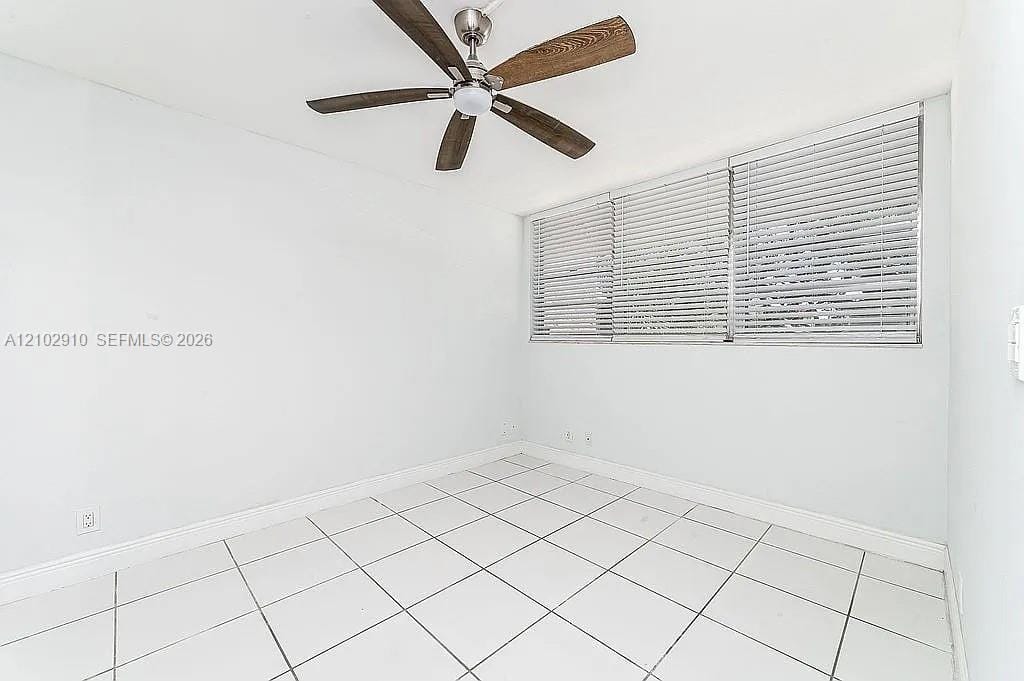 1931 Sabal Palm Drive 301 — photo 10