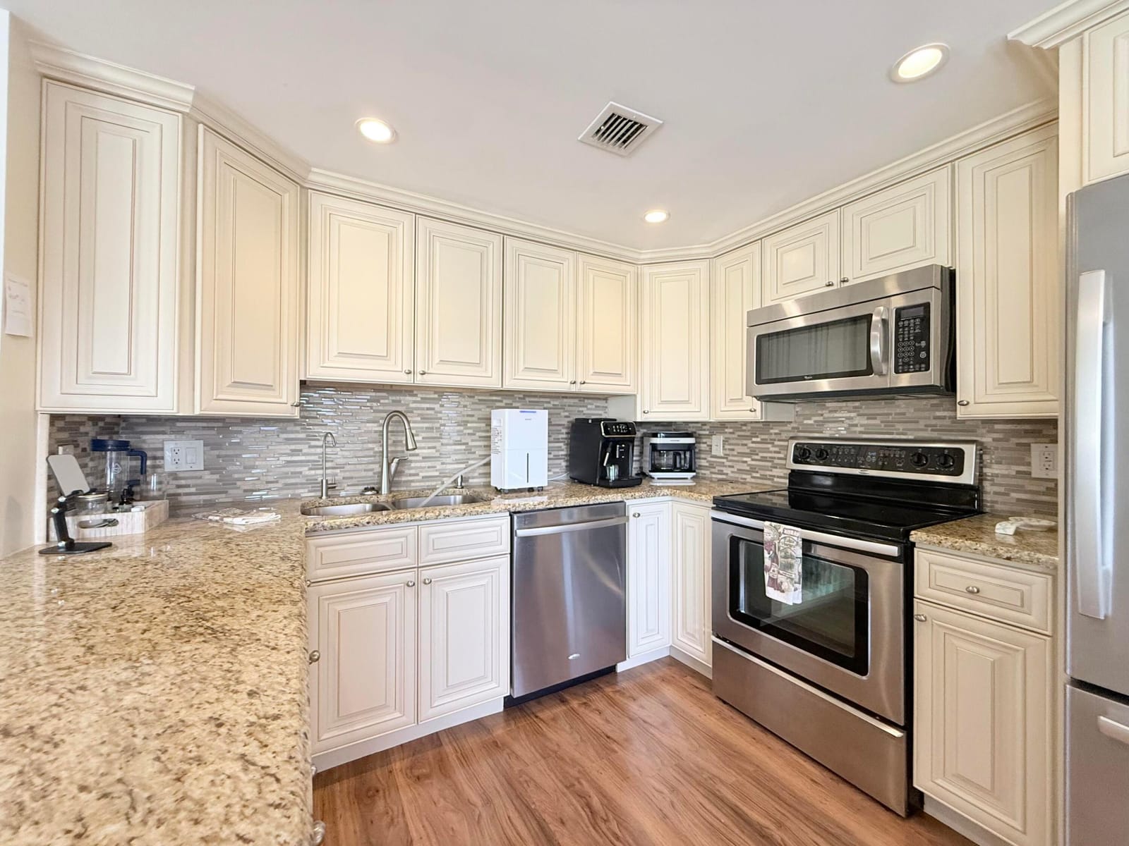 2103 Oakridge V 2103, Deerfield Beach, FL 33442 photo 7