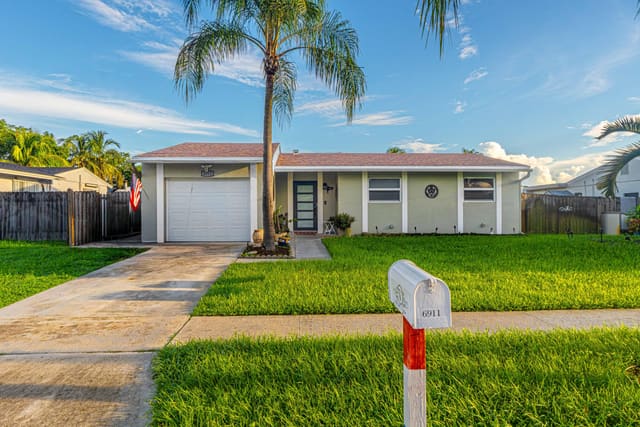 6911 SW 1ST Court, Margate, FL 33068