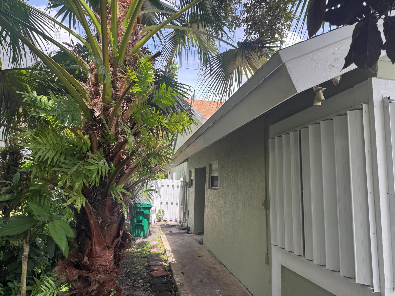 1111 SW 111th Way, Davie, FL 33324 photo 2