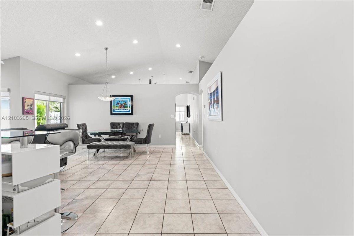 1010 NW 125th Avenue, Sunrise, FL 33323 photo 11