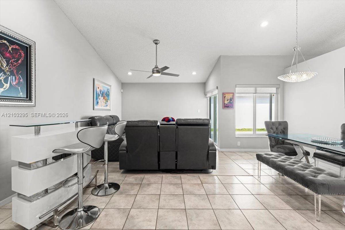 1010 NW 125th Avenue, Sunrise, FL 33323 photo 13