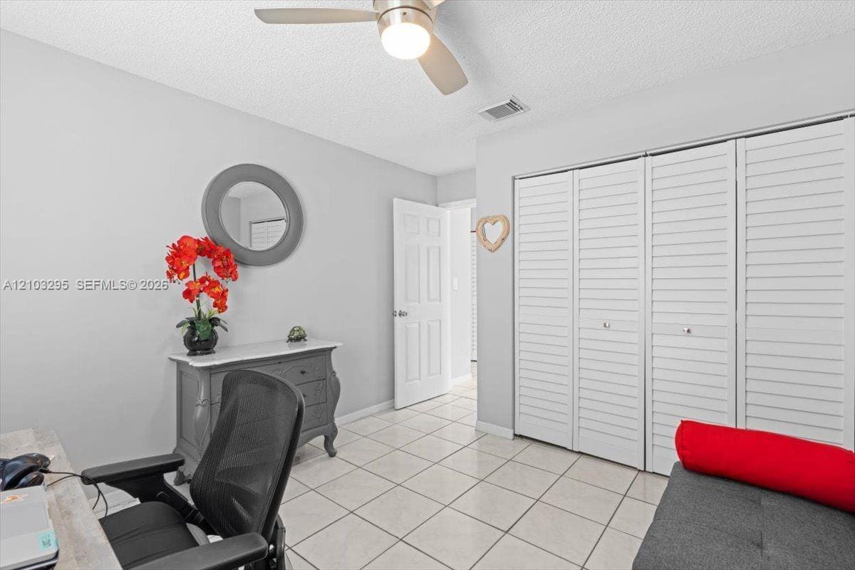 1010 NW 125th Avenue, Sunrise, FL 33323 photo 9