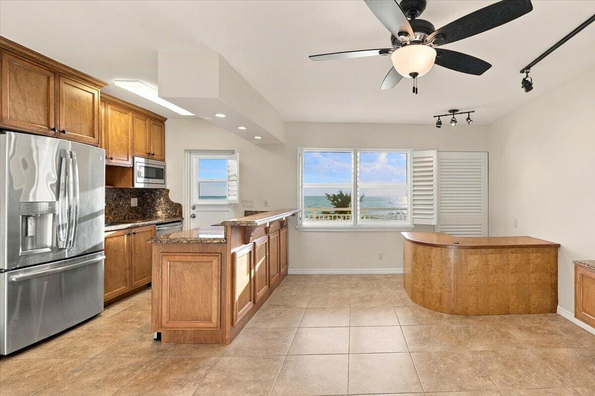 901 S Surf Road 506 — photo 8