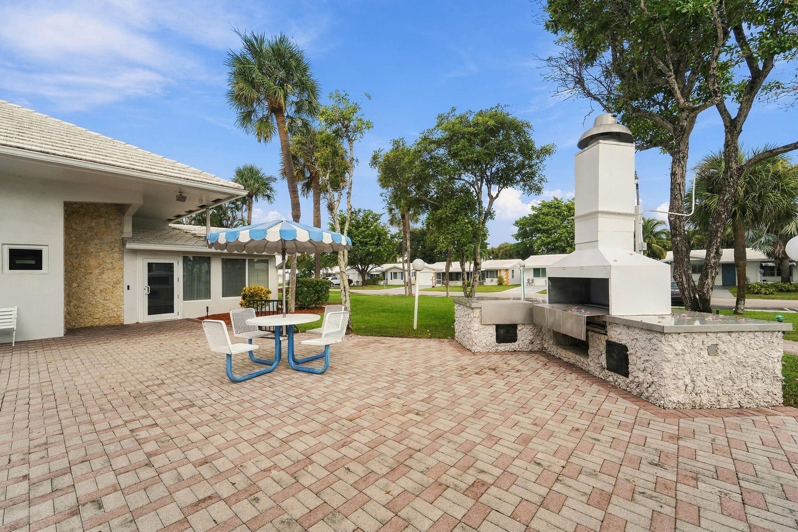 111 NW 25TH Court — photo 12