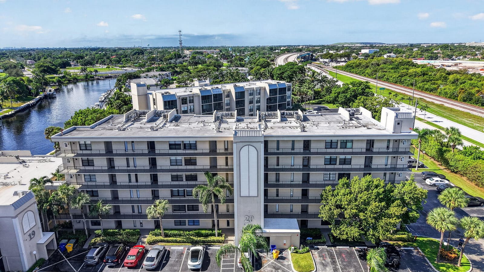 2 bedroom home for sale at 20 ROYAL PALM, Boca Raton, FL 33432 — $2,900