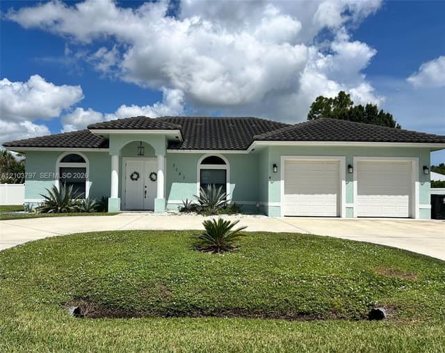 2282 SE Abcor Road, Port St. Lucie, FL 34952