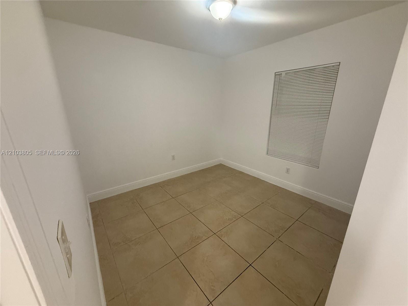 1565 NW 47th Street 1563 — photo 11