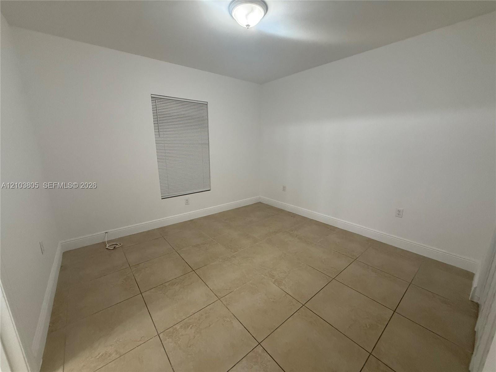 1565 NW 47th Street 1563 — photo 5
