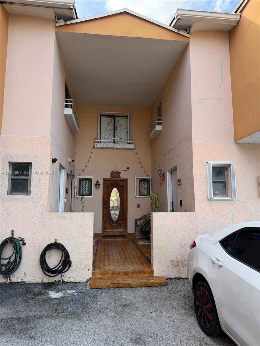 5890 W 25th Court 6, Hialeah, FL 33016