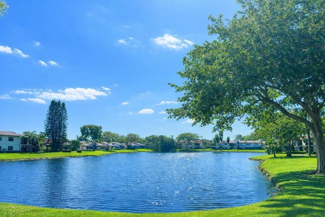 21851 ARRIBA REAL L, Boca Raton, FL 33433