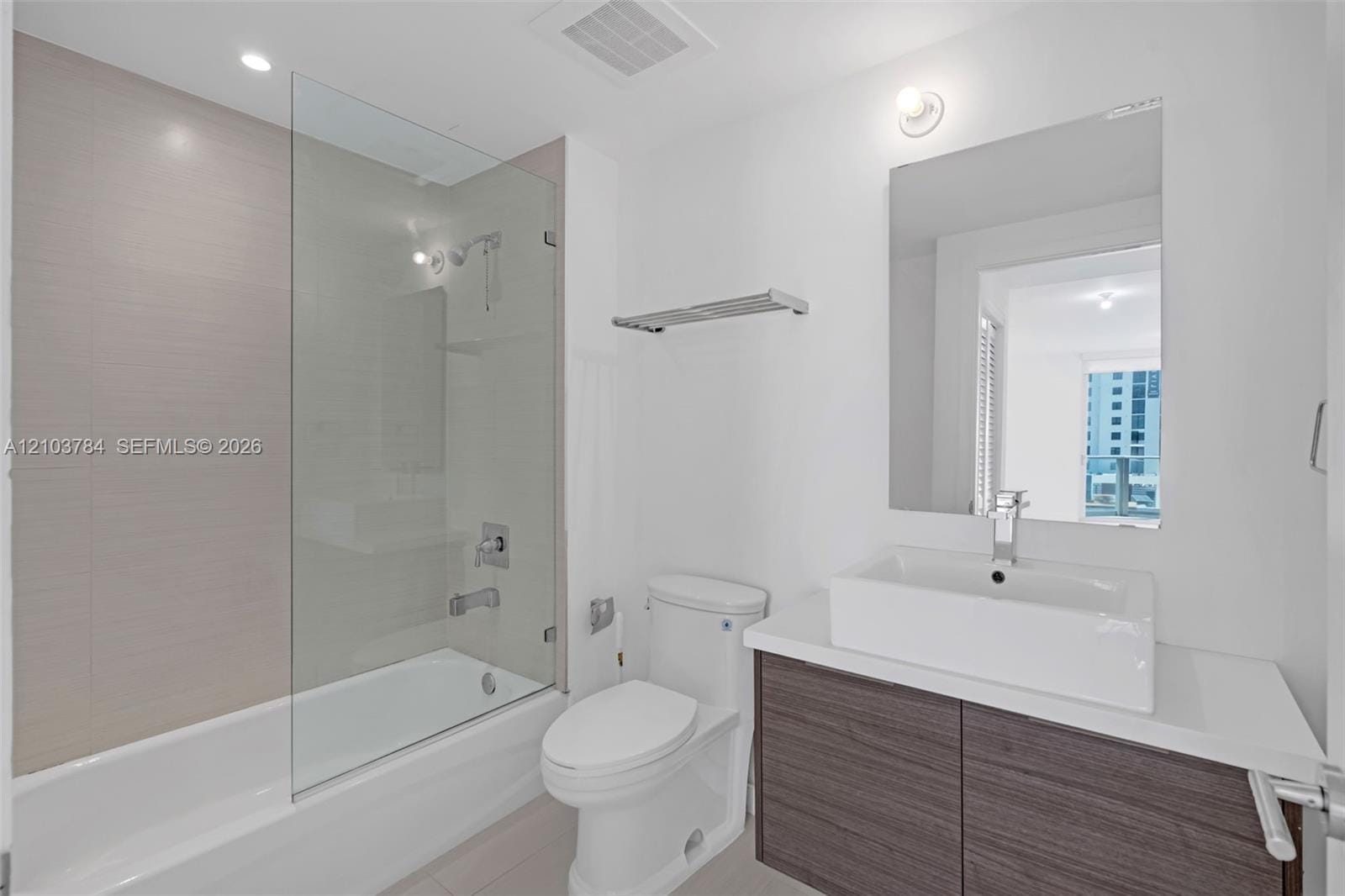 1010 SW 2nd Avenue 1003, Miami, FL 33130 photo 19