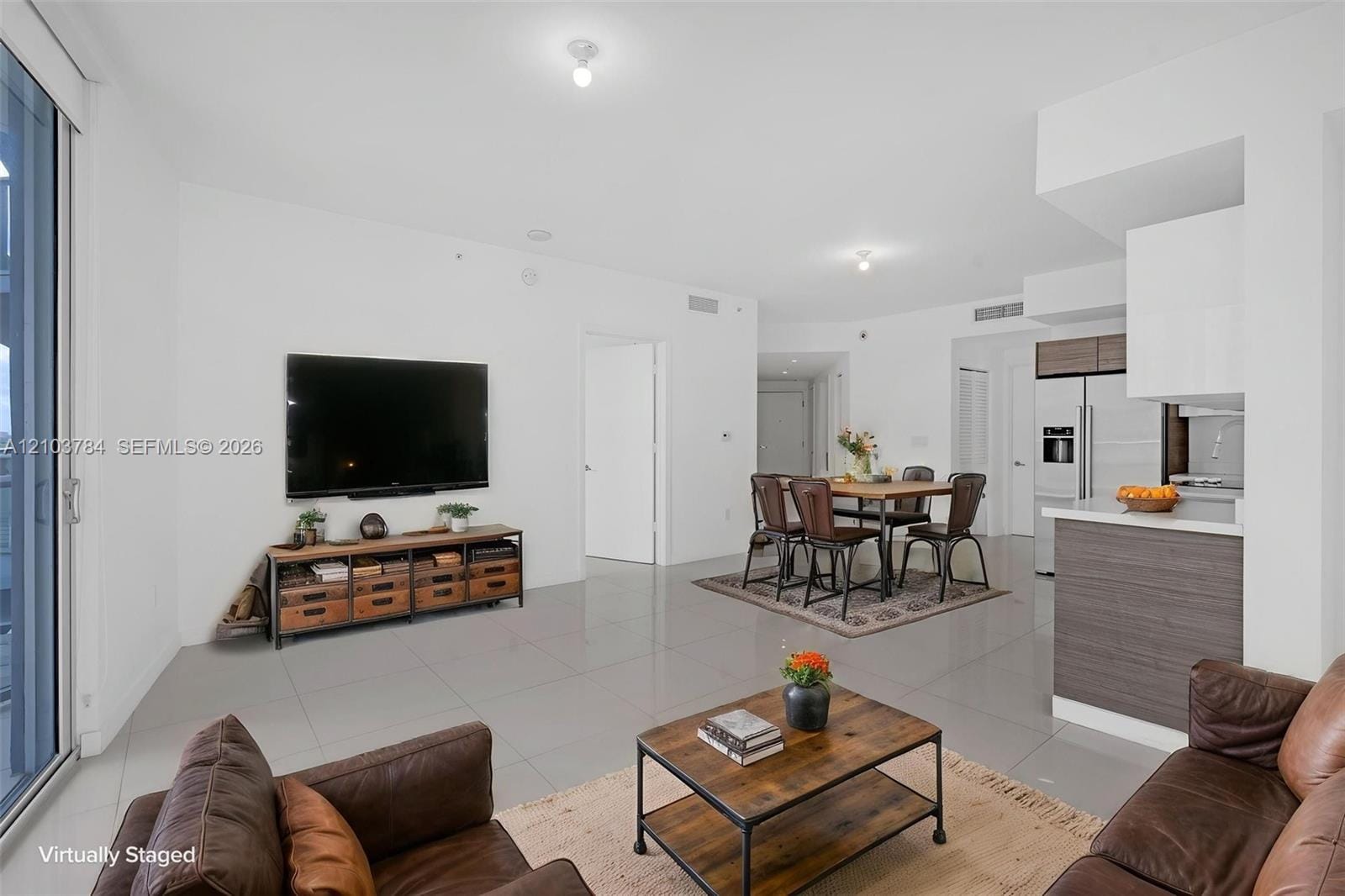 1010 SW 2nd Avenue 1003 — photo 10
