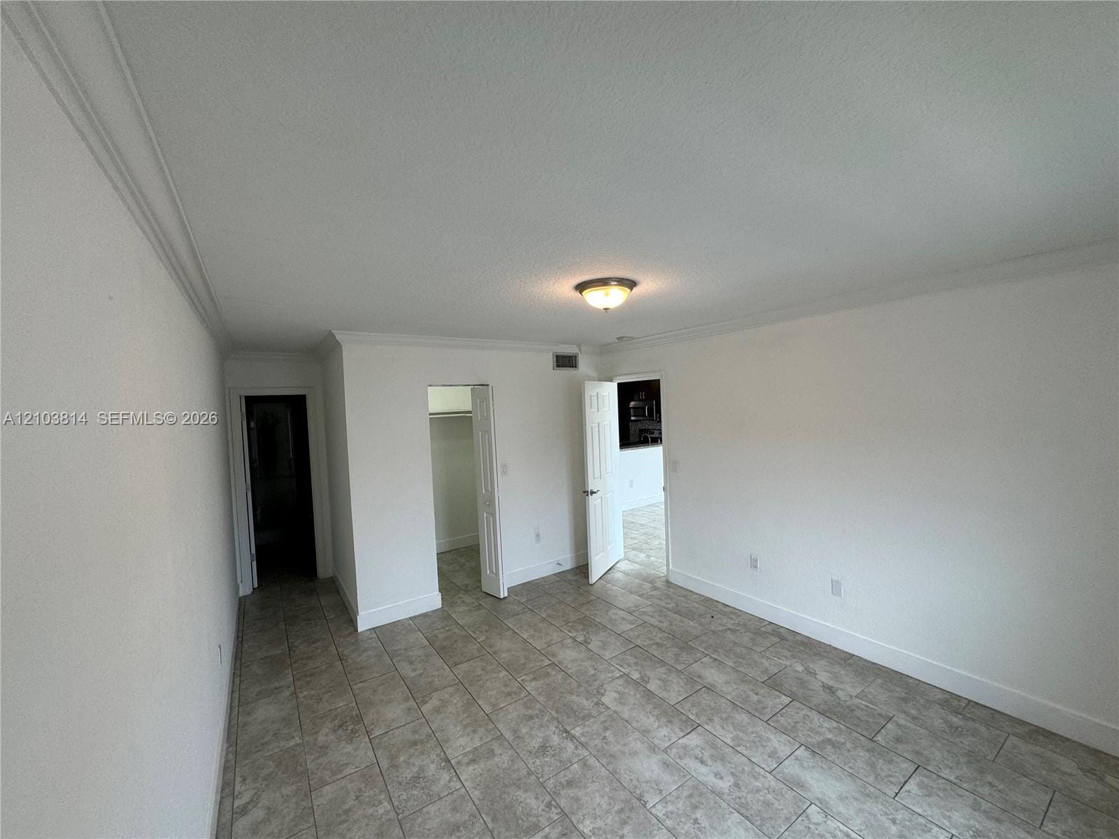 365 NE 125th Street 401 — photo 11