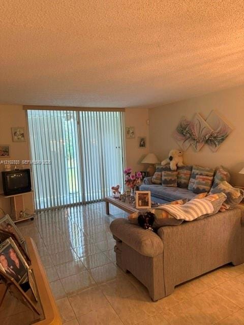 9641 Sunrise Lakes Boulevard 111 — photo 3