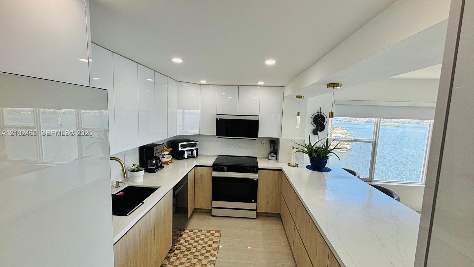 11111 Biscayne Boulevard 16A, Miami, FL 33181 photo 9