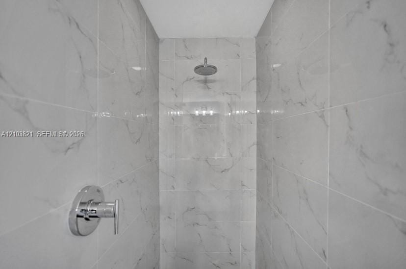 16385 Biscayne Boulevard 2302 — photo 11
