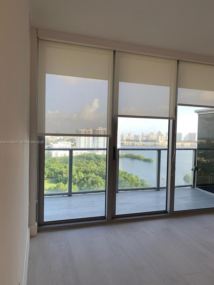 16385 Biscayne Boulevard 2302, North Miami Beach, FL 33160 photo 13