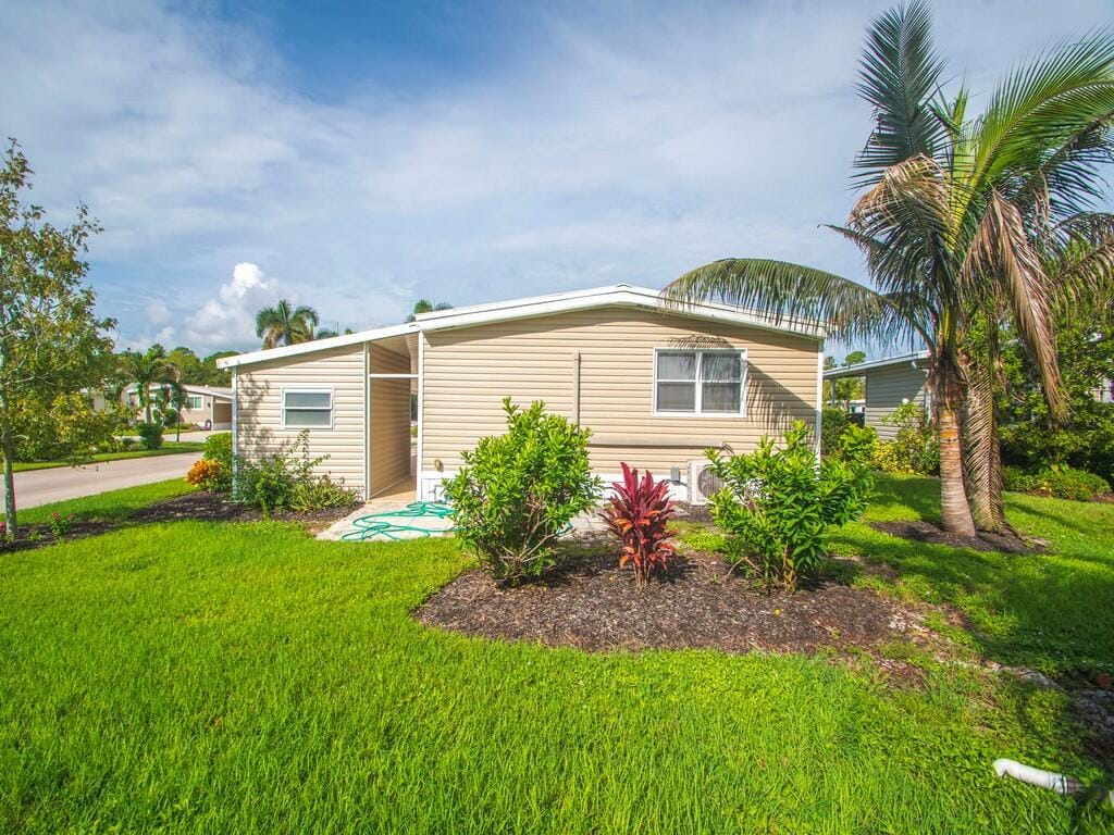 93 N Warner Drive, Jensen Beach, FL 34957 photo 21