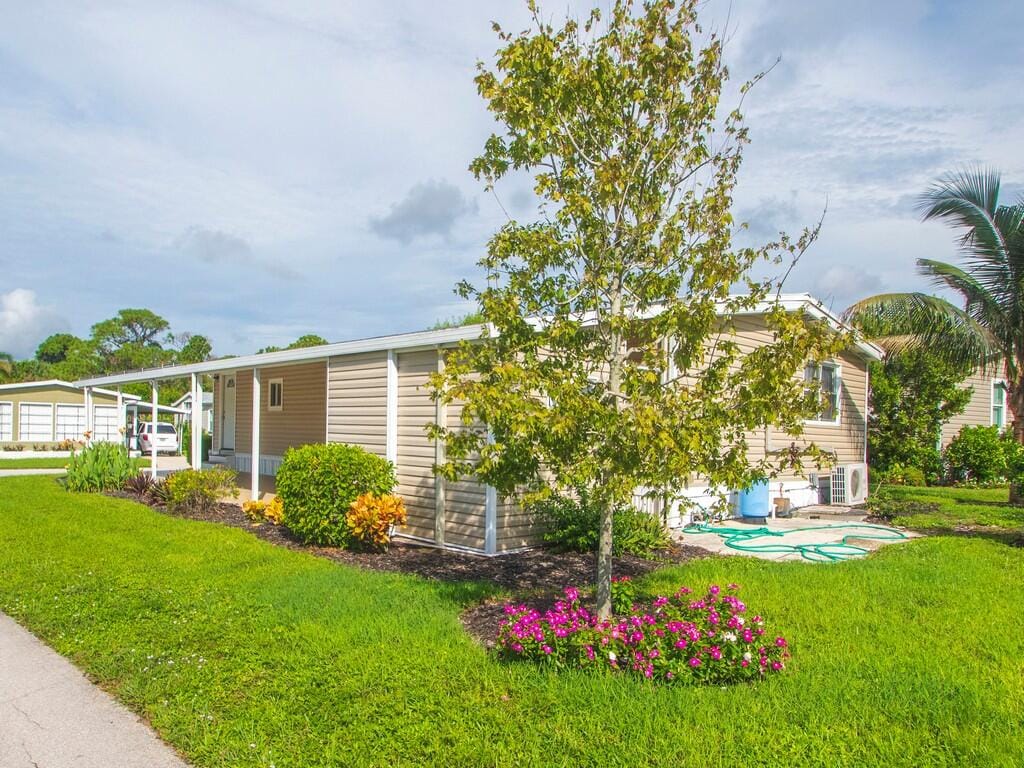 93 N Warner Drive, Jensen Beach, FL 34957 photo 23