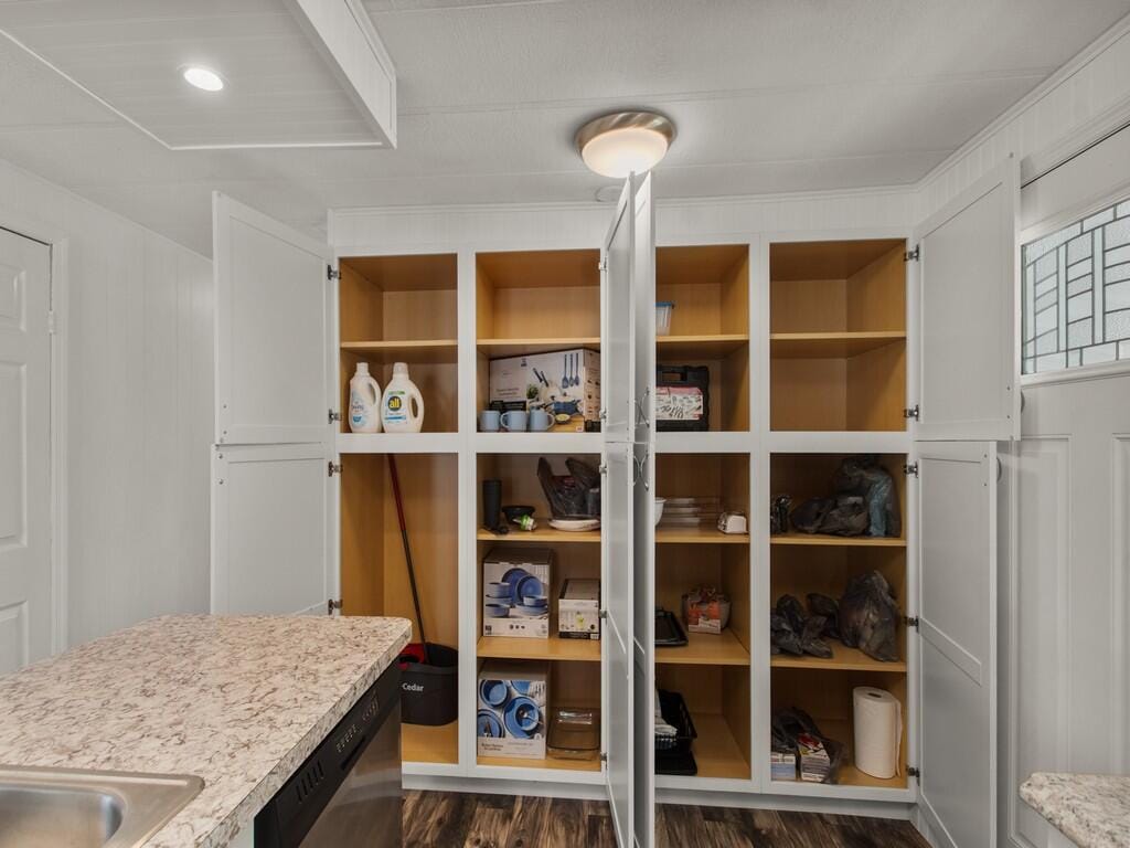 93 N Warner Drive — photo 8