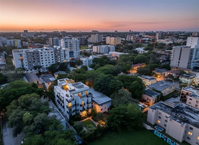 641 NW 2nd Street 3, Miami, FL 33128