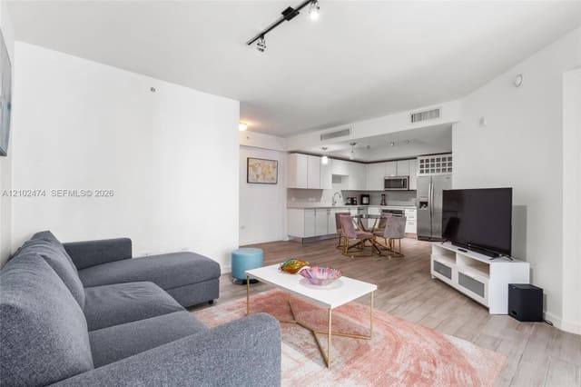 999 SW 1st Avenue 2601, Miami, FL 33130
