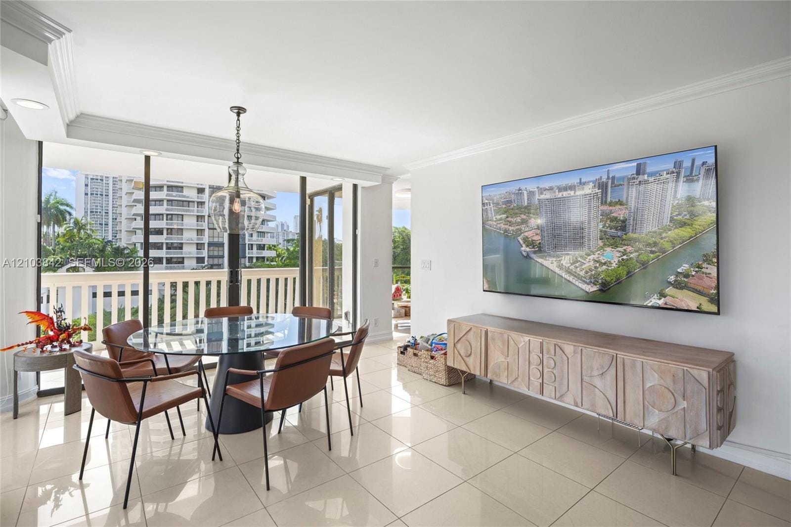 1000 W Island Boulevard 504, Aventura, FL 33160 photo 7
